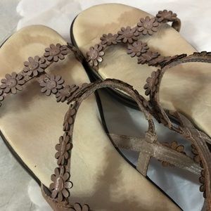 Jambu Lavender pearl sandals